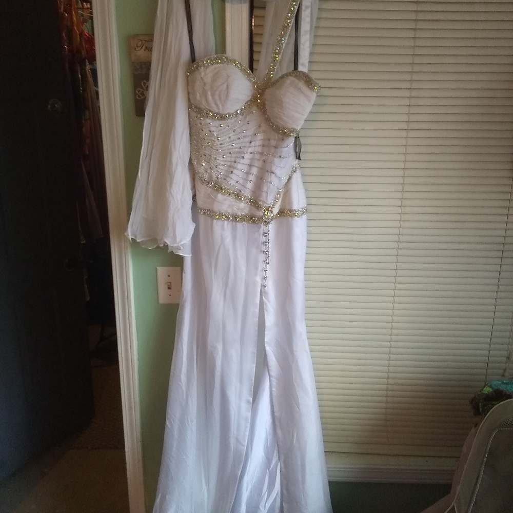 Brand new dress